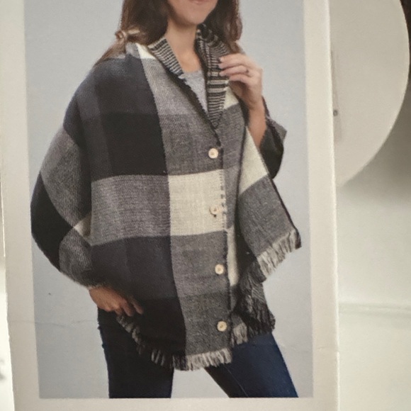 Women's Reversible Plaid Button-Up Cape - Muted Red and Gray - Picture 4 of 9